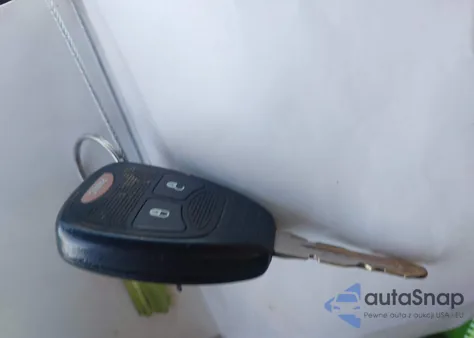 2005 Chrysler Town & Country Lx from USA, damaged, VIN 2C4GP44RX5R162354